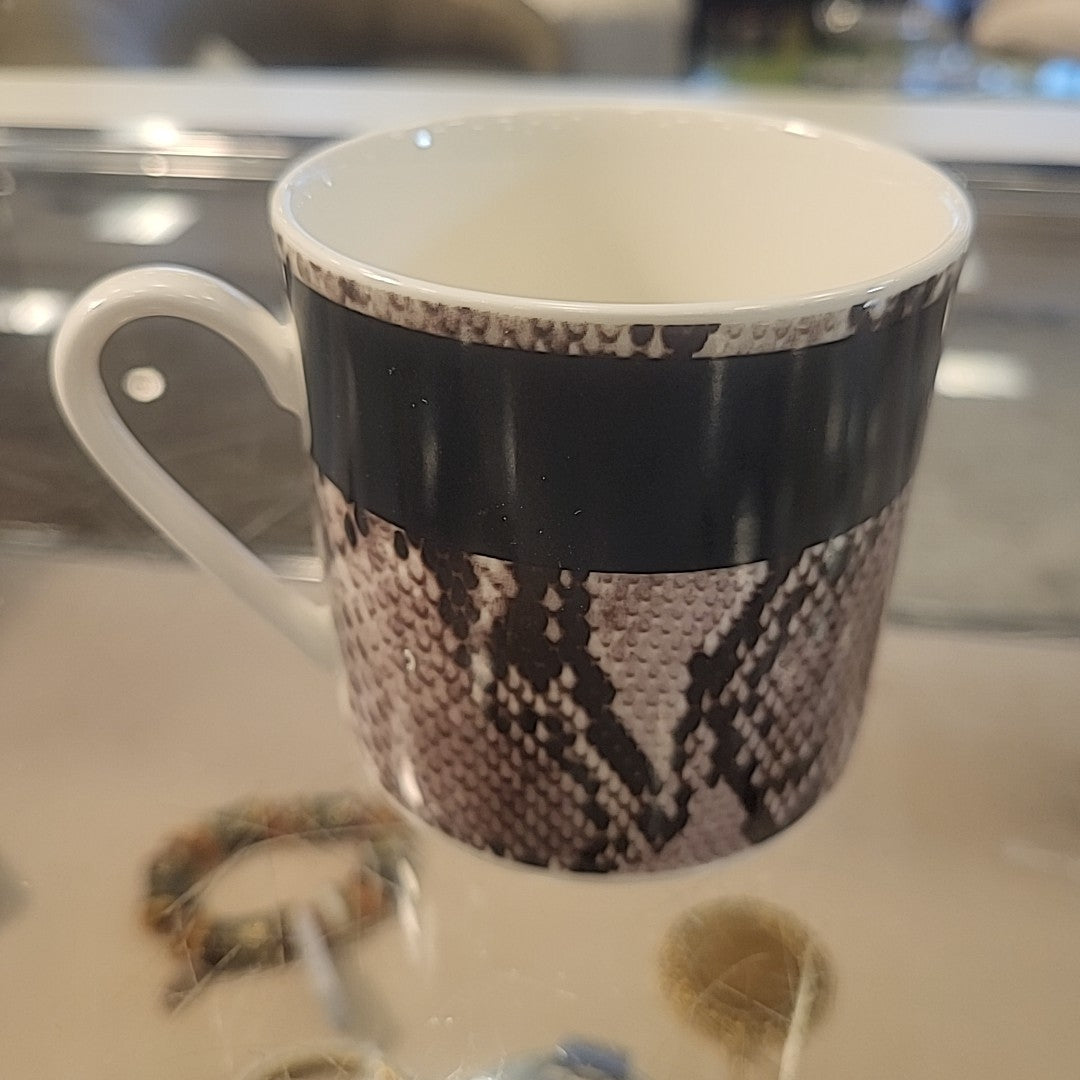 Mikasa Snake Print Cup