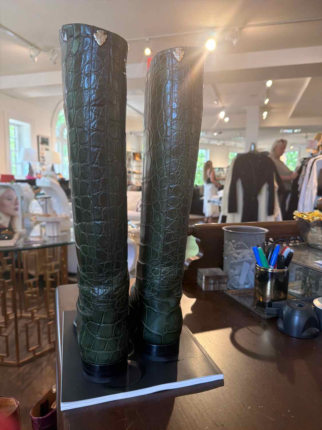 Shoe Size 8.5 Gucci Green Boots
