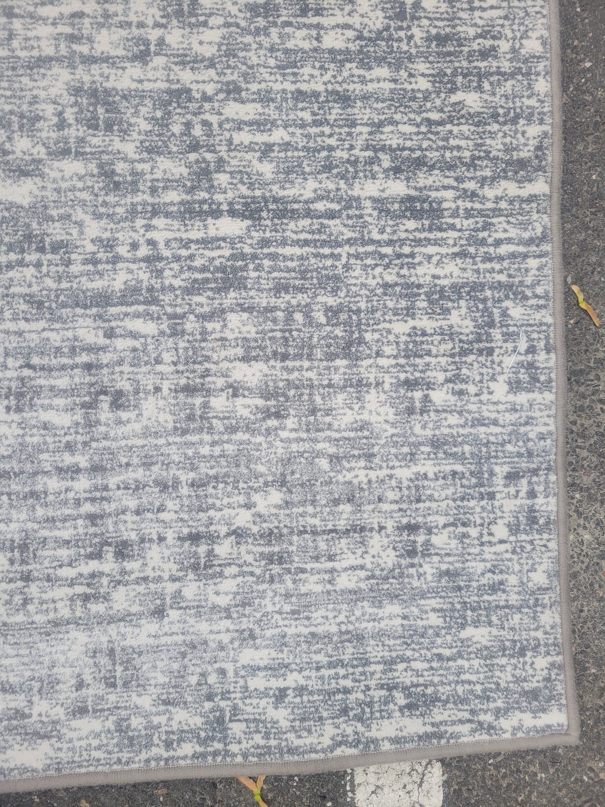 8' x 16' Abstract Blue Gray Low Pile Floor Runner