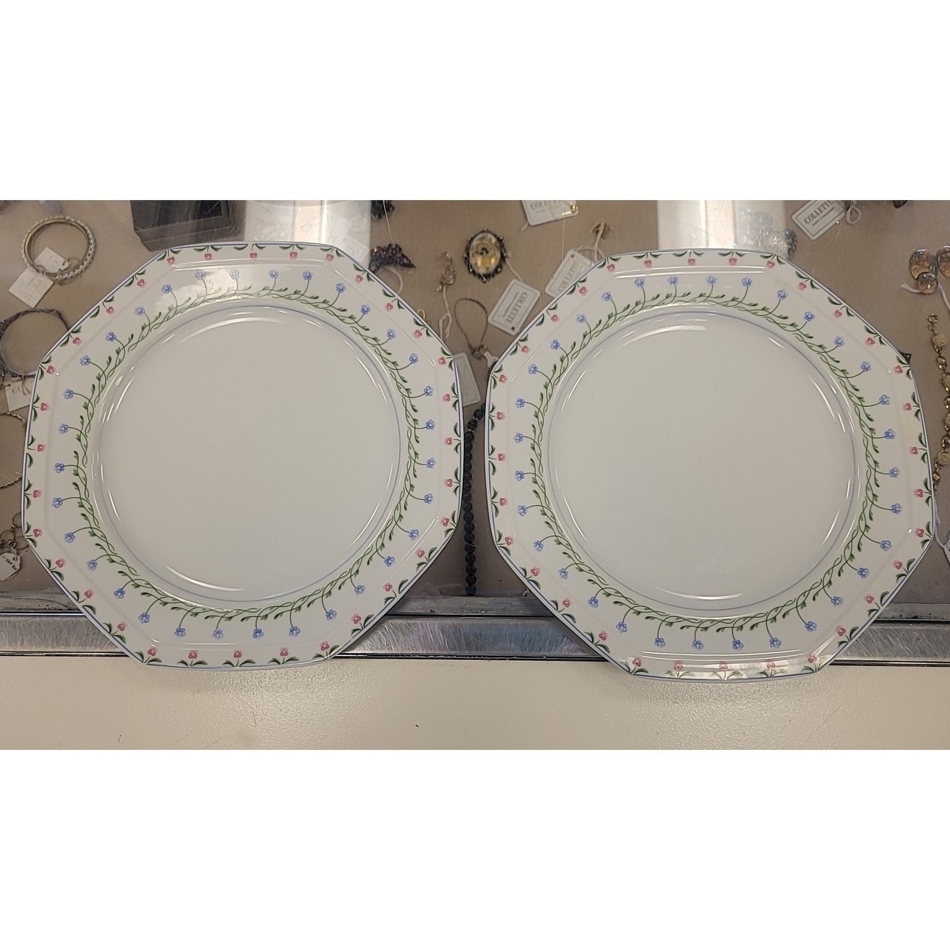 Pair of Studio Nova Painted Flower Plates - colletteconsignment.com