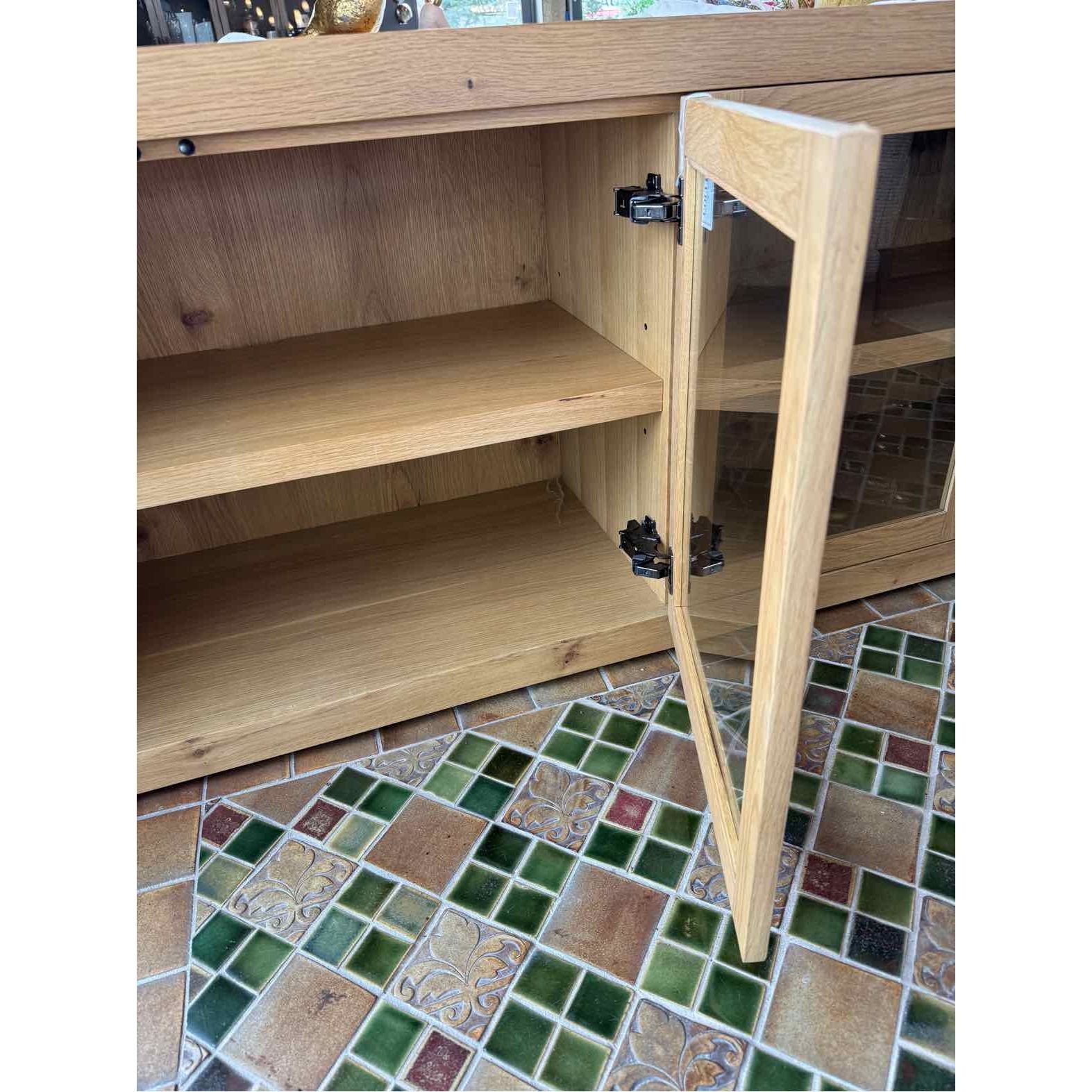 Oslo Glass 4-door Media Console in Aged Natural Oak