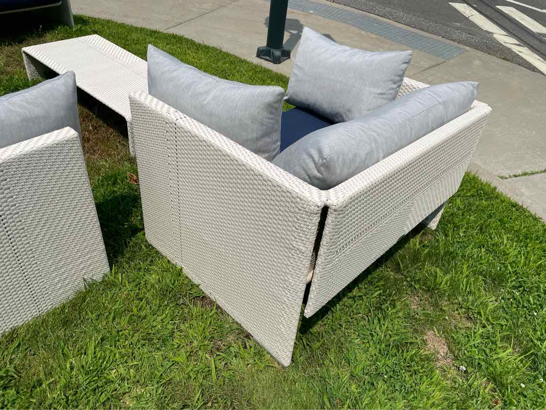 PAIR of White Wicker Slimline Lounge Chairs w/ Navy Cushions by Dedon