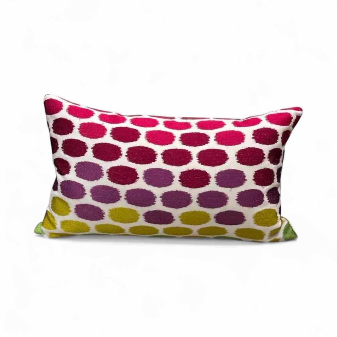 Circle Design Silk Fabric Pillow with Pink / Purple / Yellow