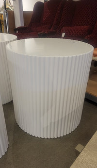 Fluted White Lacquer Round Pedestal