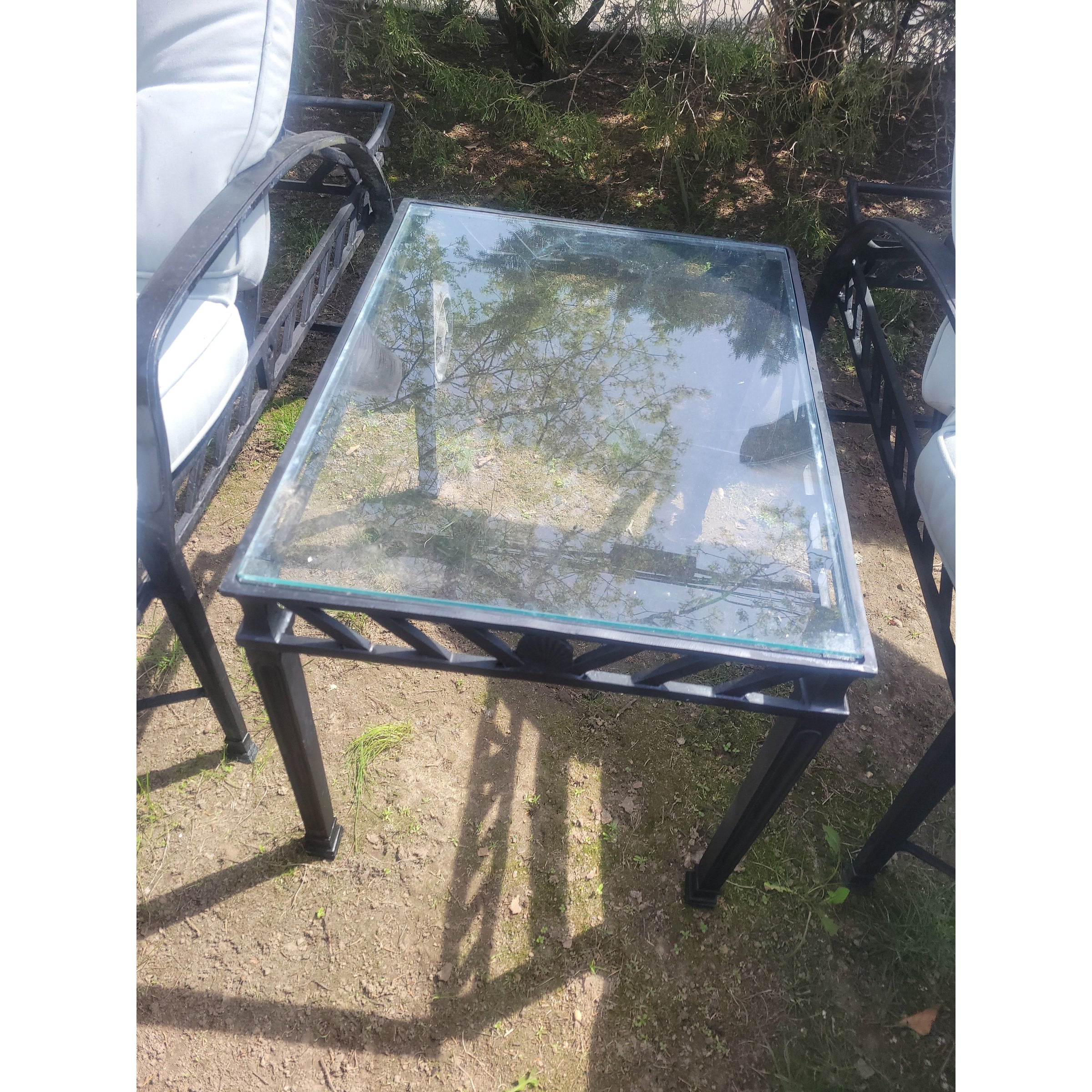 Black Cast Aluminum Outdoor Side Table w/ Glass Top