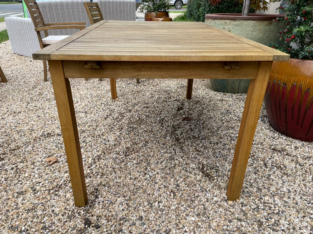 Teak Outdoor Extendable Dining Table