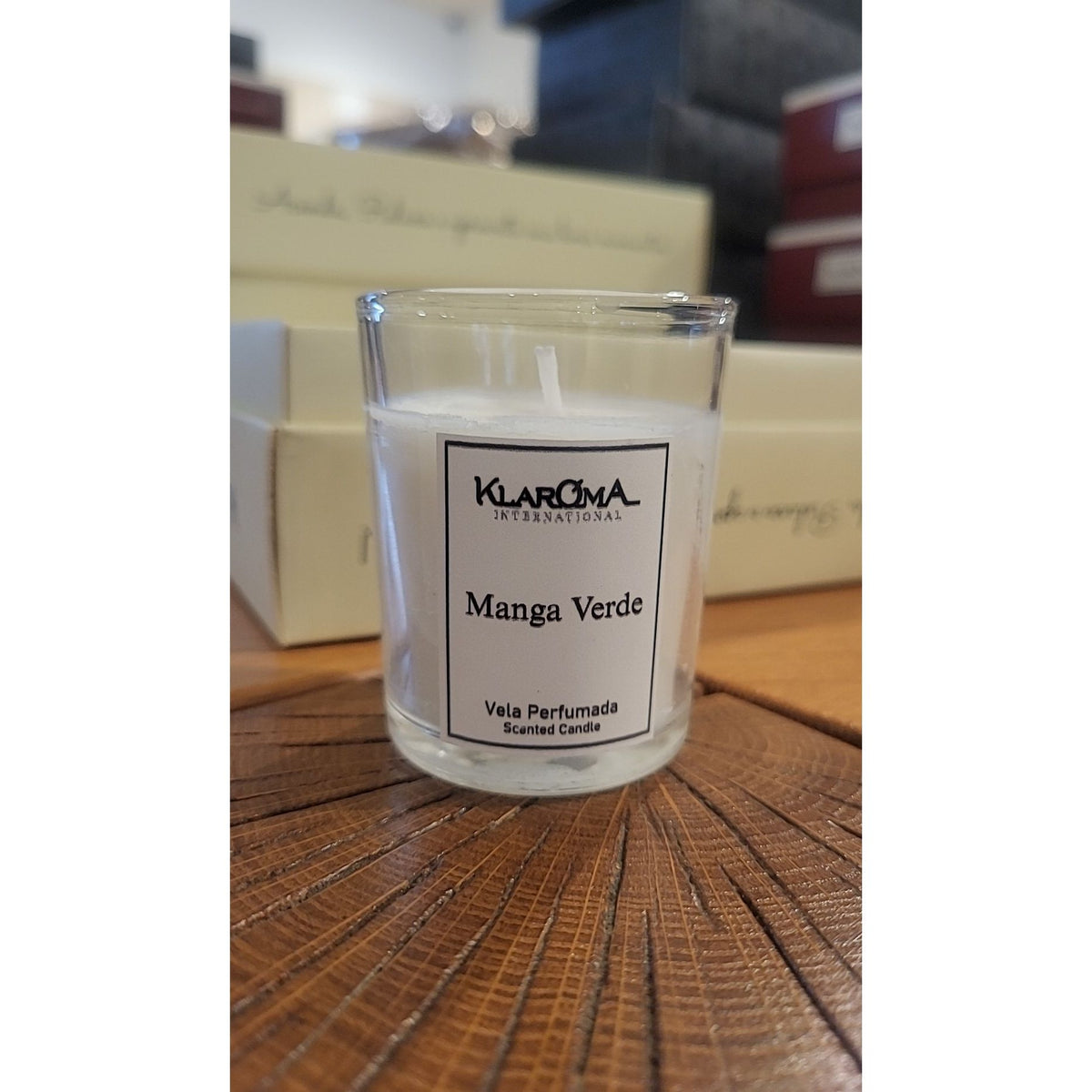 Pair of Manga Verde Candles by Klaroma