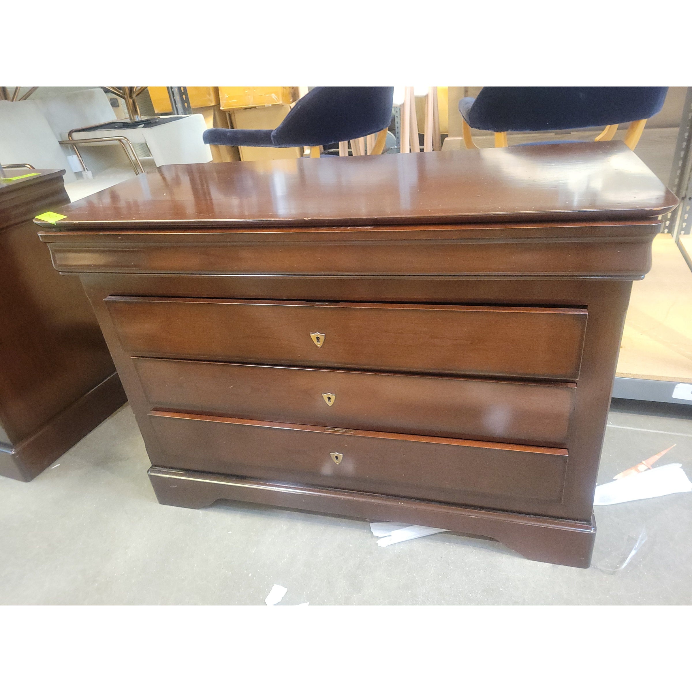 Vintage Grange Louis Philippe 4-Drawer Cherry Wood Dresser w/ 3 Keys