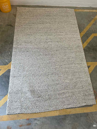 5' x 8' Chunky Knotted Gray Wool Rug #63