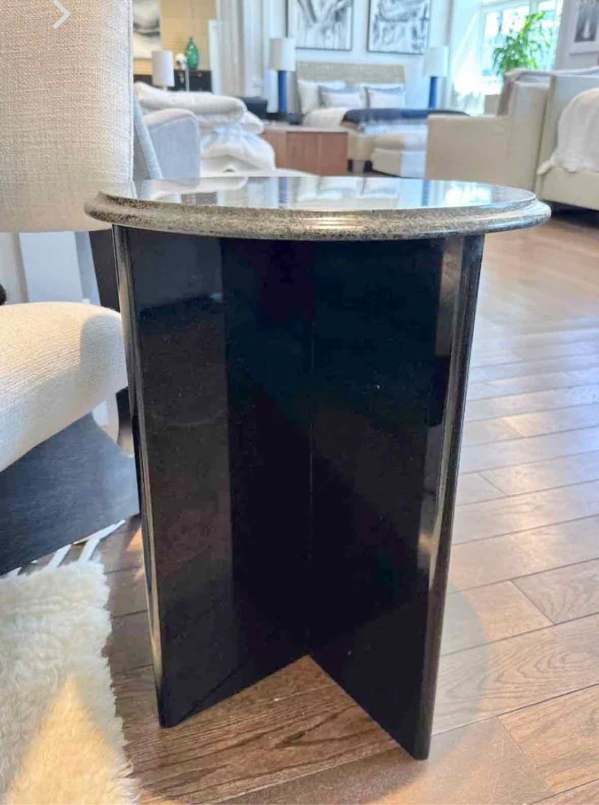 1980's Granite Round Top w/ a Beveled Edge Side Table 17"L x 17"W x 22"H