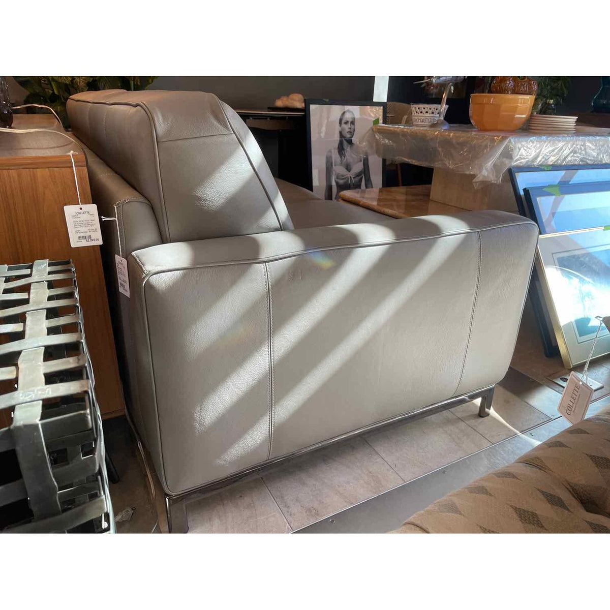Natuzzi Capriccio Leather Sofa Bed - colletteconsignment.com