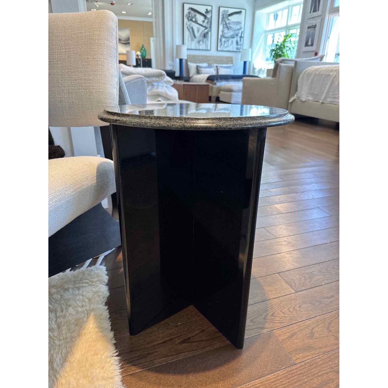 1980's Granite Round Top w/ a Beveled Edge Side Table 17"L x 17"W x 22"H