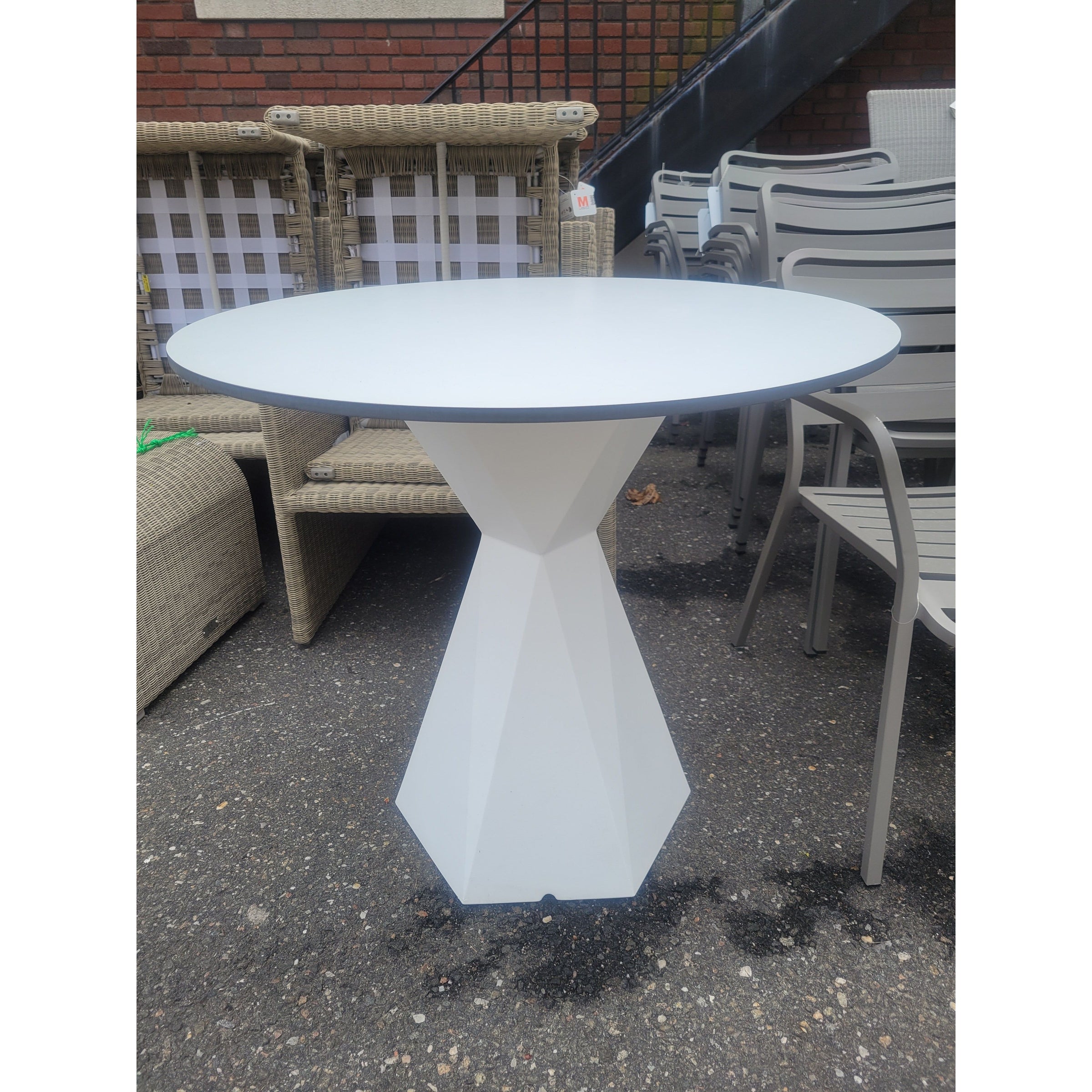 Vertex White Dining Set by Vondom - Includes Round Table & Pair of Chairs