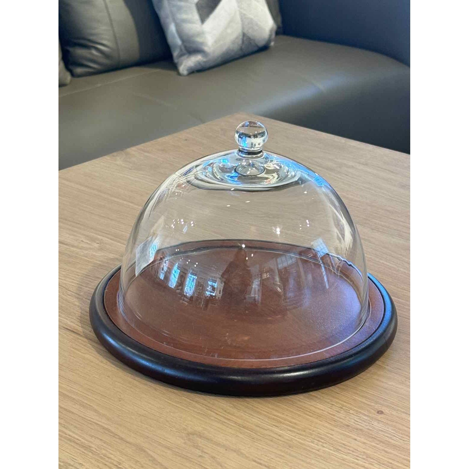 Round Cheese Board w/Glass Dome, 9"Dx6"H