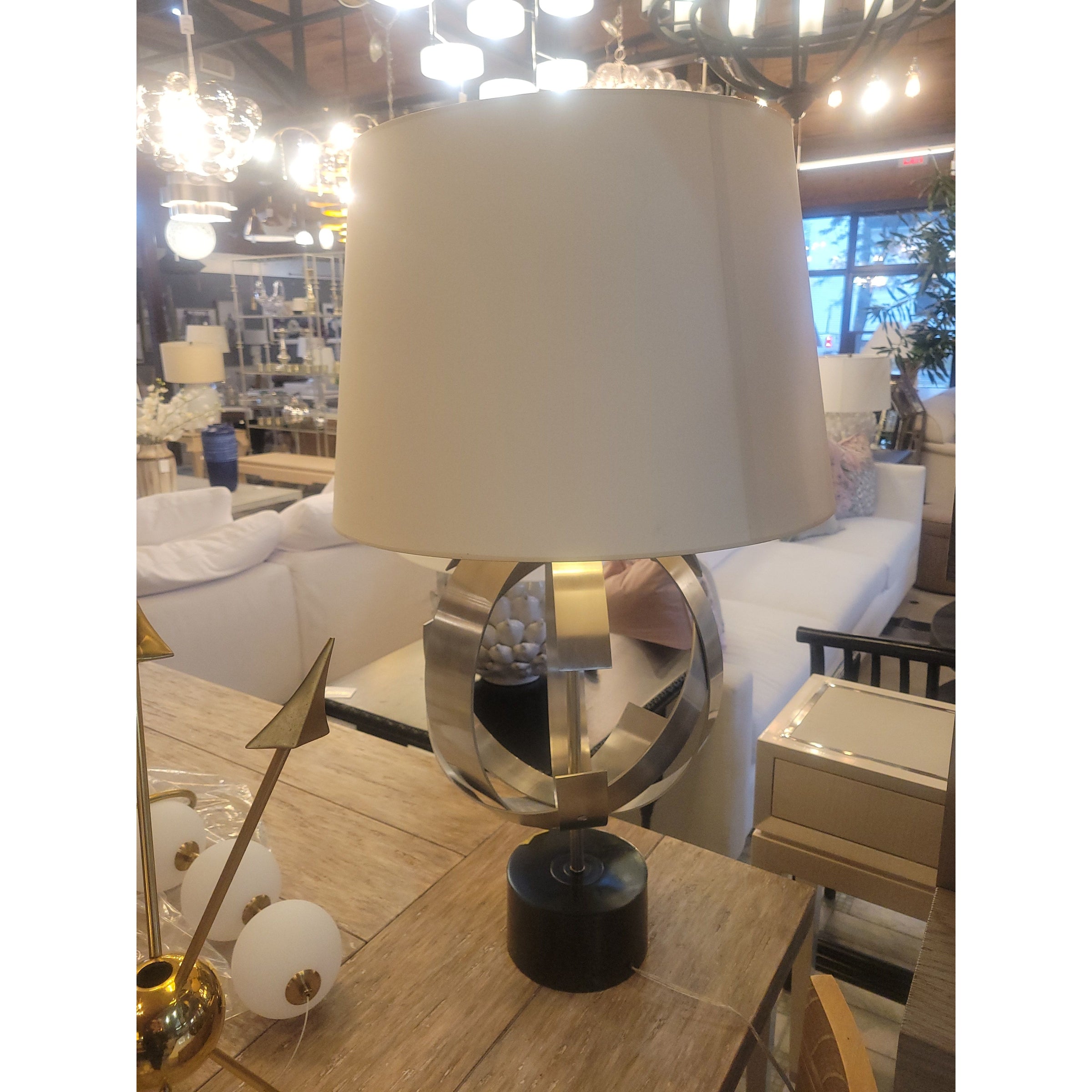 Vintage Concentric Metal Rings Table Lamp w/ Shade - colletteconsignment.com