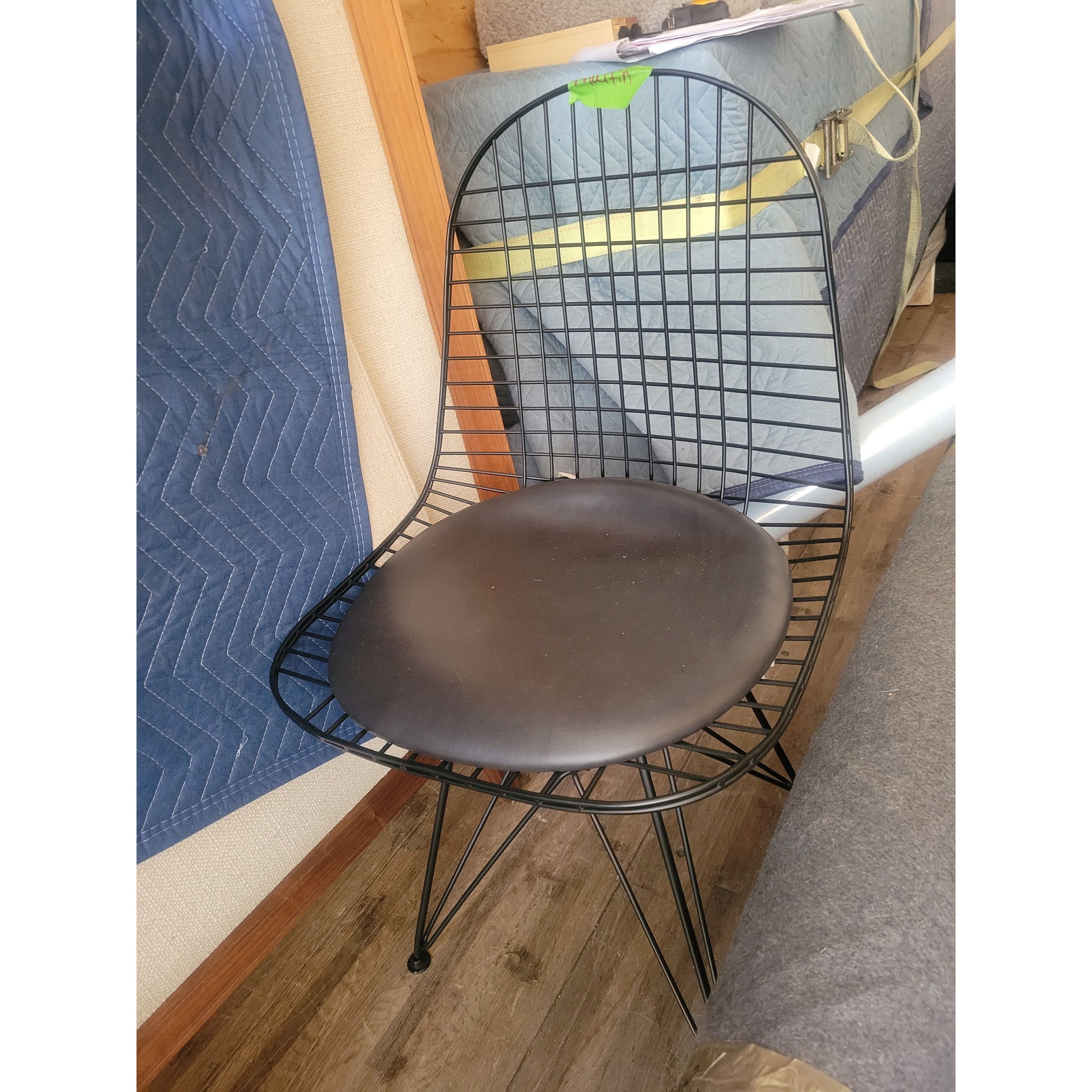 Black Metal Wire Chair w/ Leather Seat