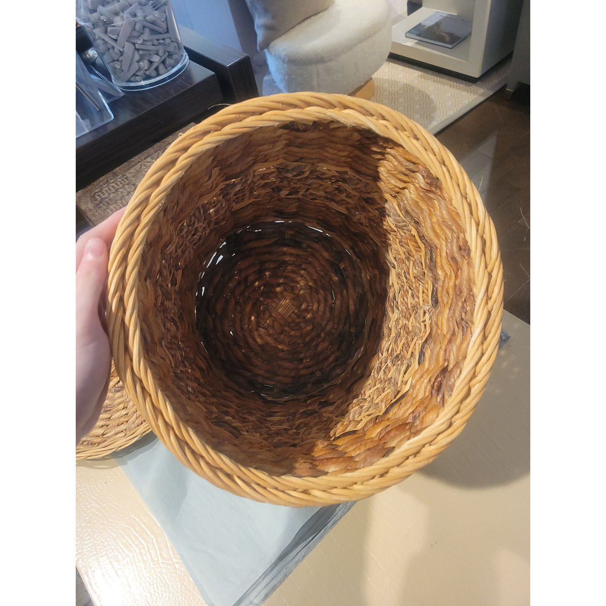 Tall Seagrass Wicker Basket w/ Lid - colletteconsignment.com