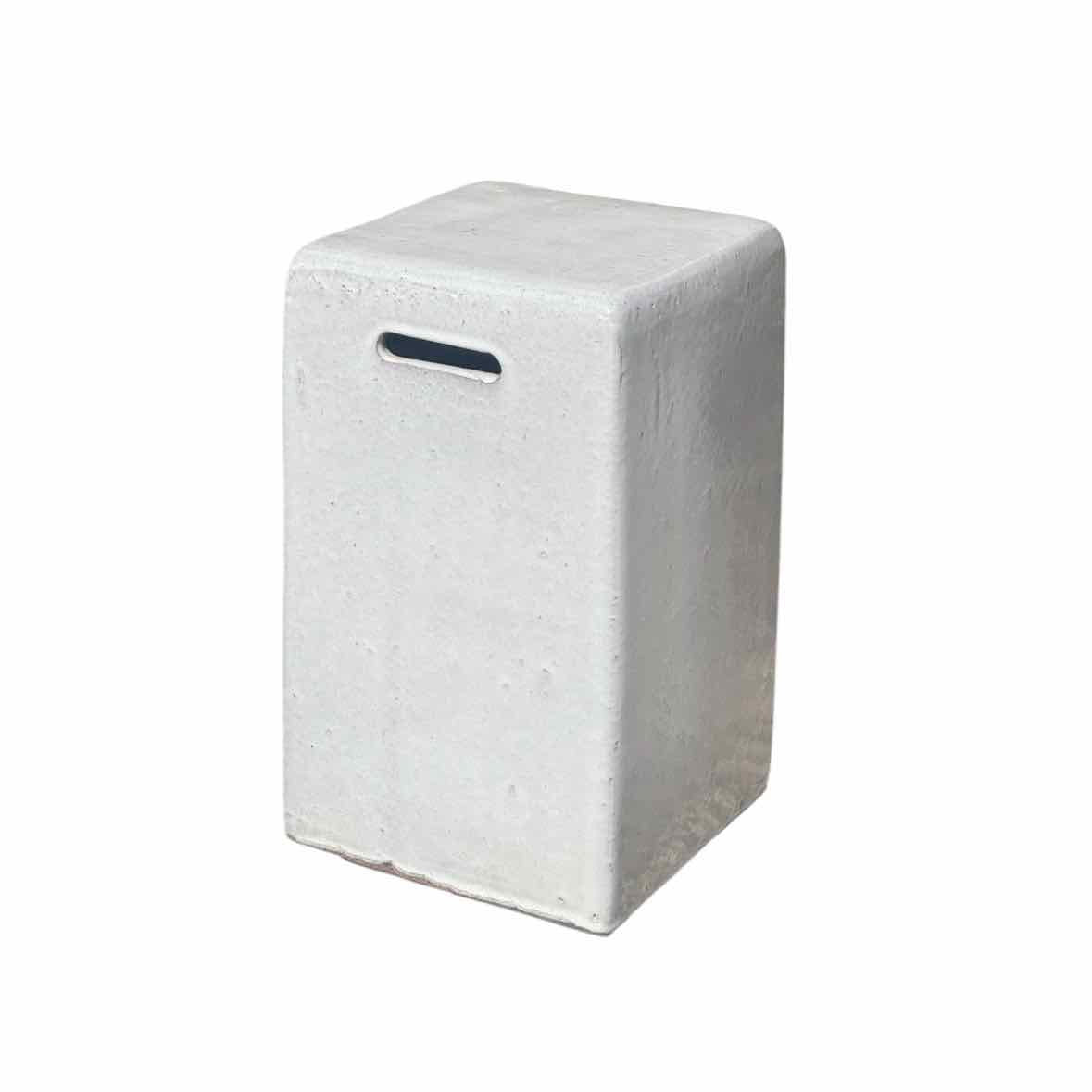 Inout Ceramic Side Table in White