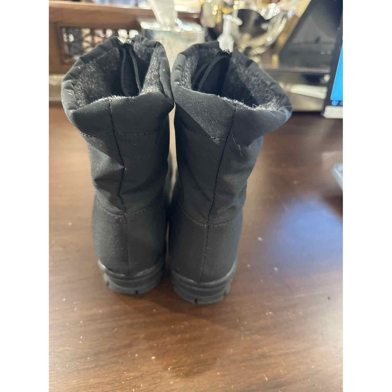 Snow Boot Size 8
