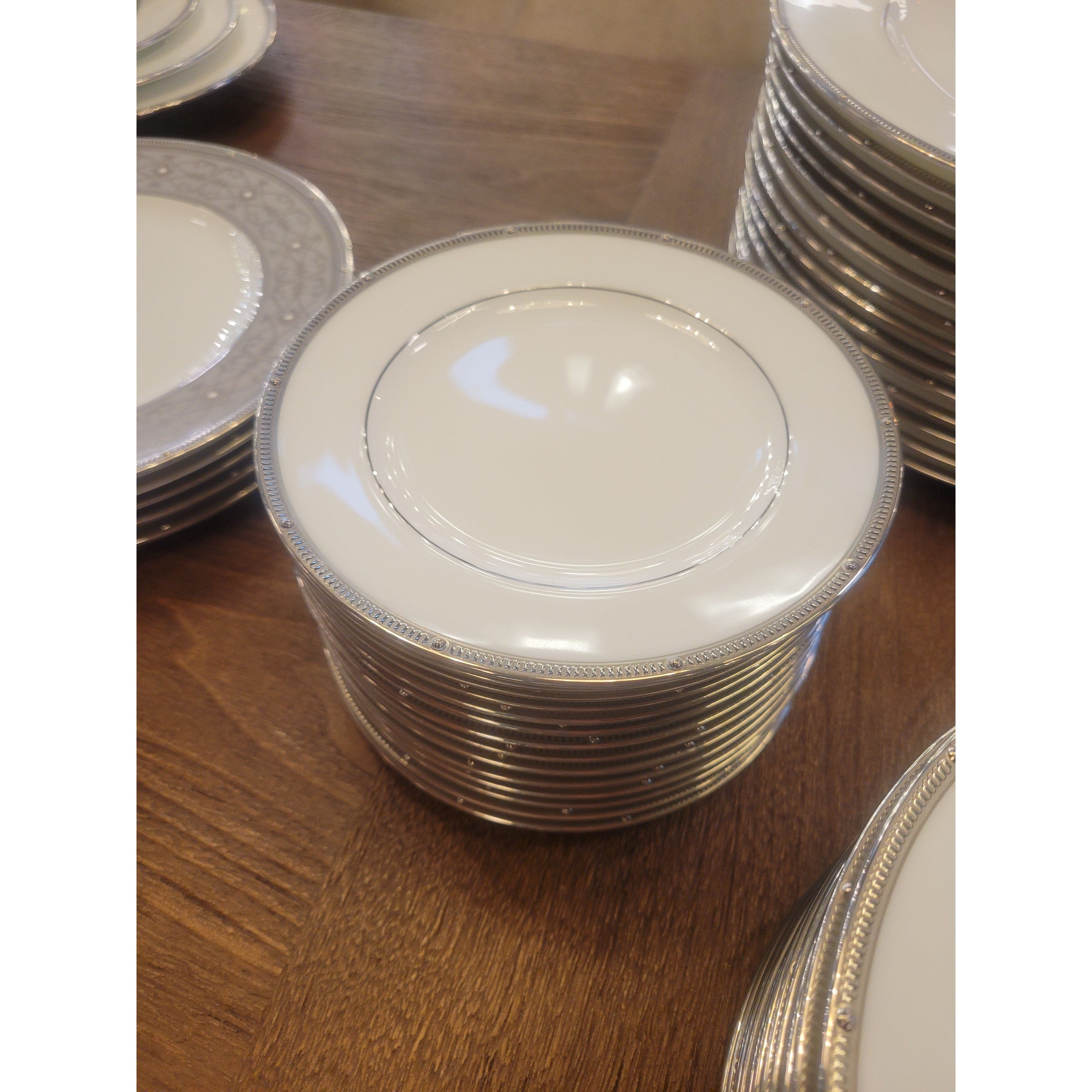 Set of 14 Bread & Butter Plates, Noritake 'Rochelle' Platinum