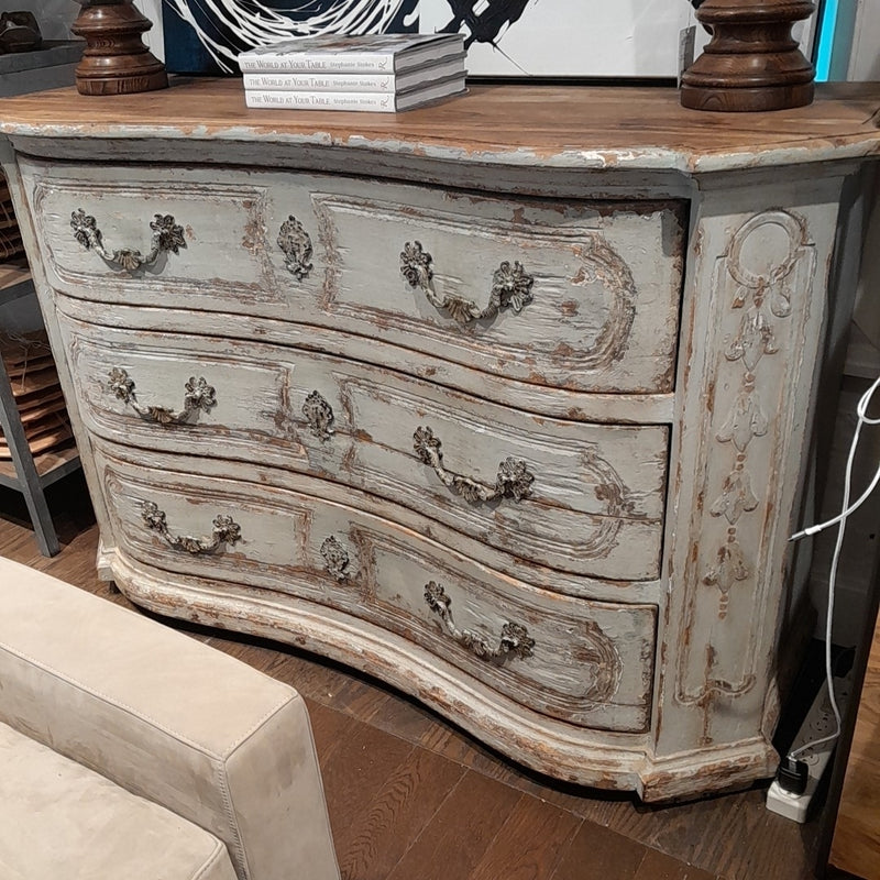 RL Ile Saint-Louis Painted Distressed 3-Drawer Dresser 60"Wx22"Dx39"H