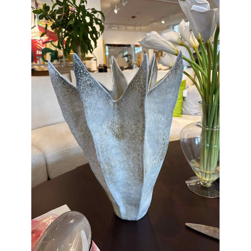 Amaryllis Porcelain Vase by Global Views