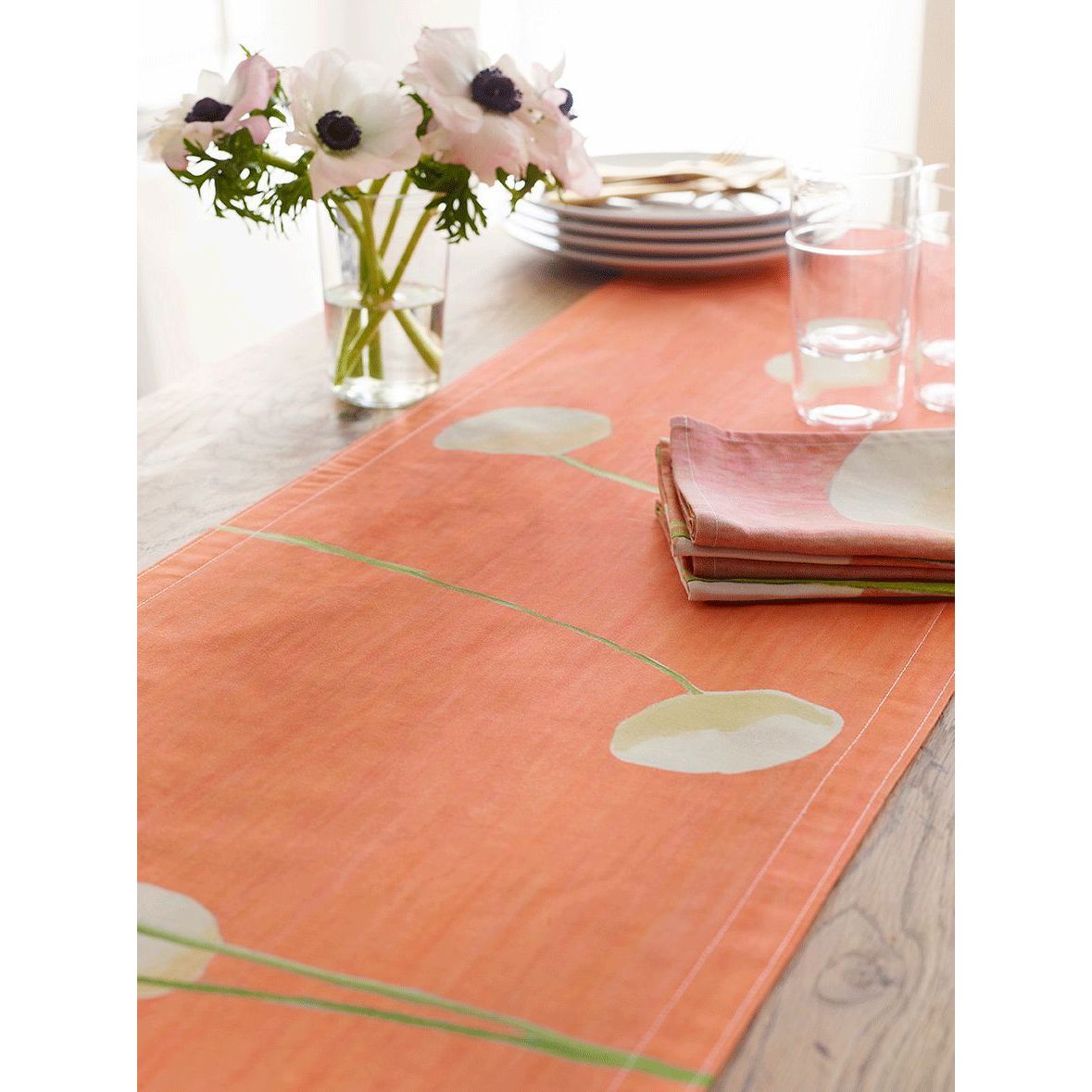 Table Runner: Cream Flowers on Orange - colletteconsignment.com