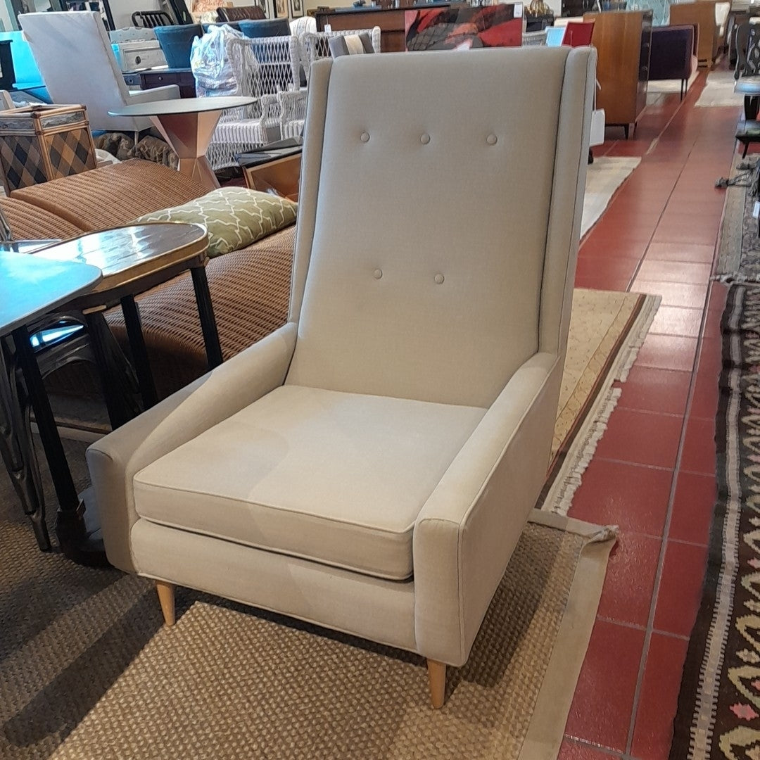 Custom lounge chair by Homenature