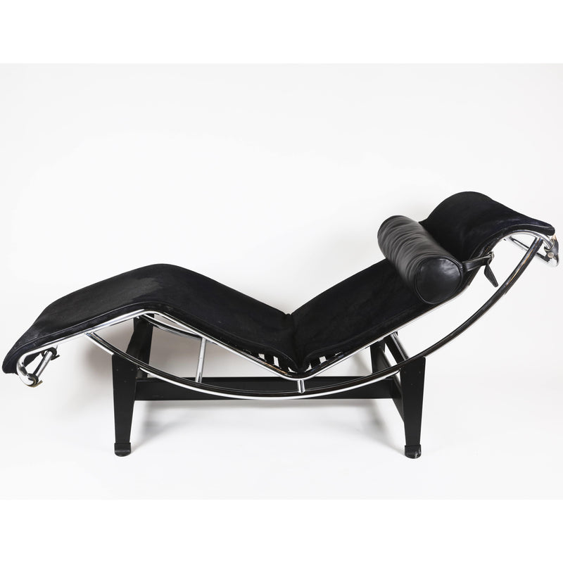 Corbusier LC4  Midnight Blue Cowhide Lounge - colletteconsignment.com