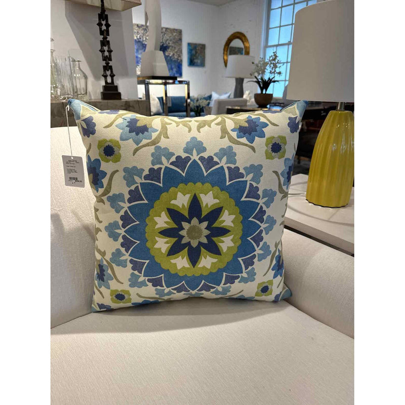 Pair of Big Round Floral Pattern Design Outdoor/Indoor Pillows 20"x20"